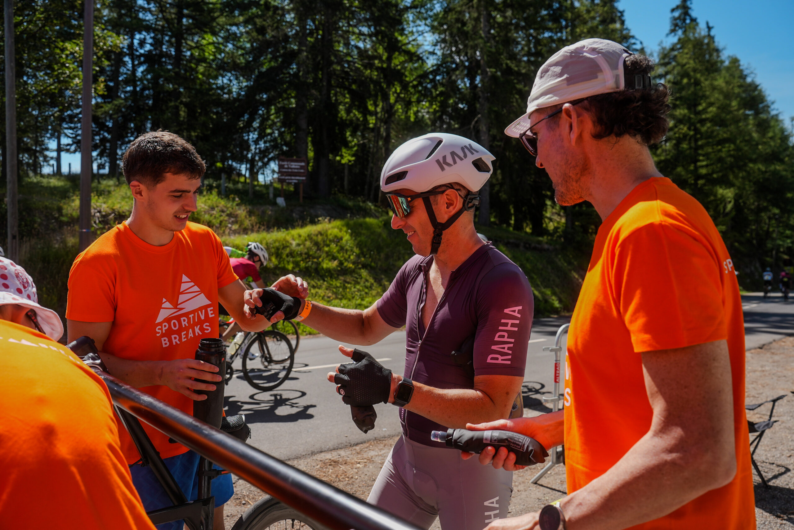 Sportive Breaks staff assist riders during the Etape du Tour